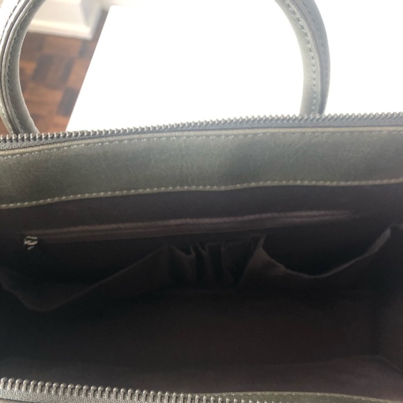 Mat & Nat Green Tacoma Satchel bag - Picture 2 of 4